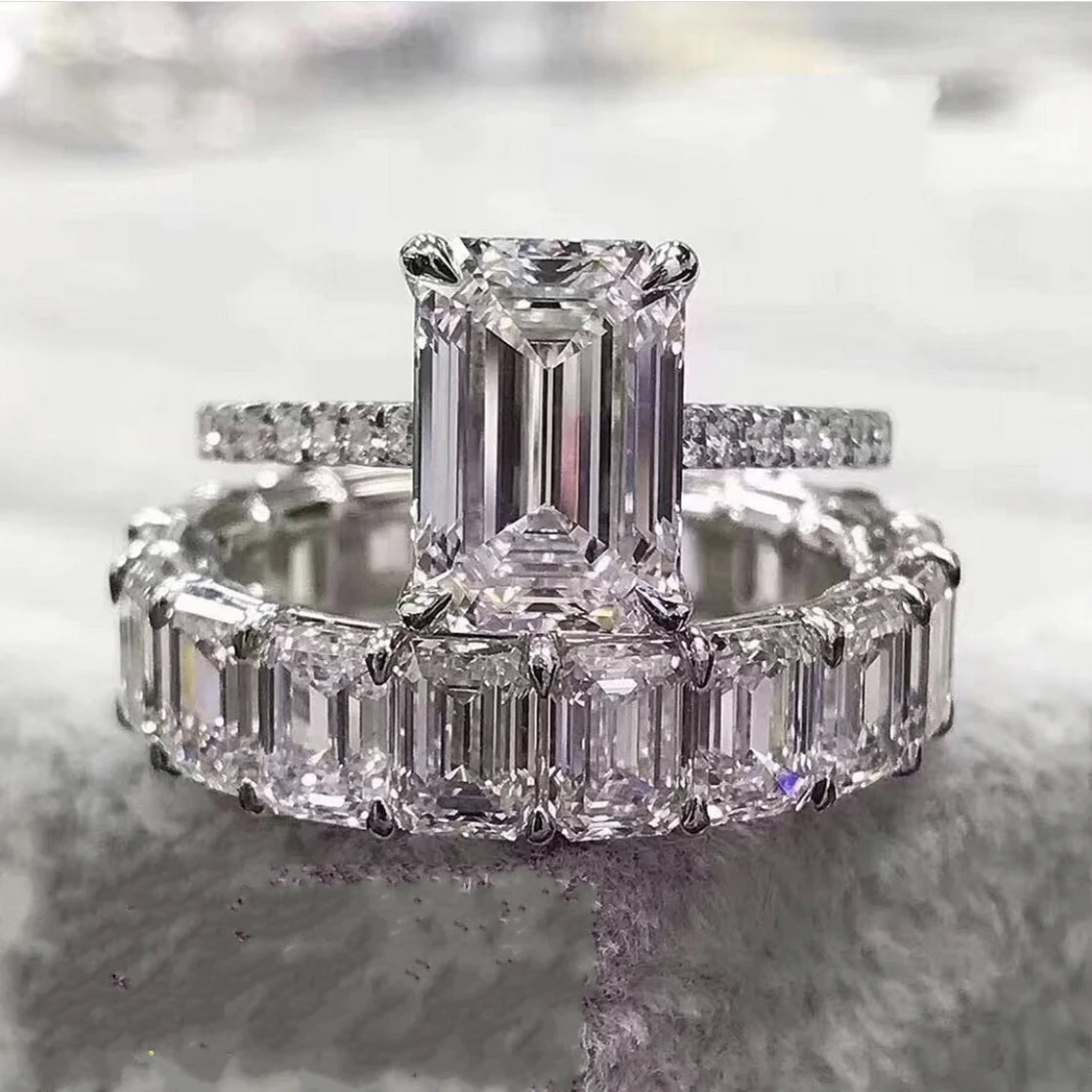 925 Sterling Silver Round Cut Engagement Ring