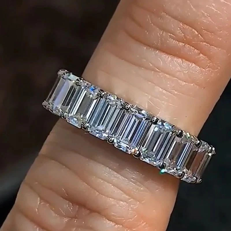 925 Sterling Silver Round Cut Engagement Ring