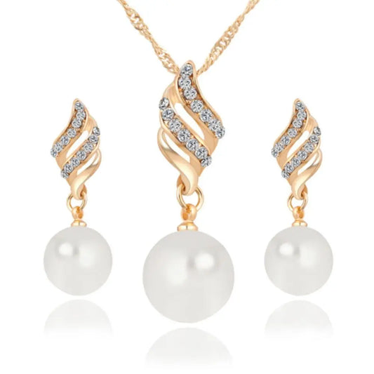 Classic Pearl Jewelry Set